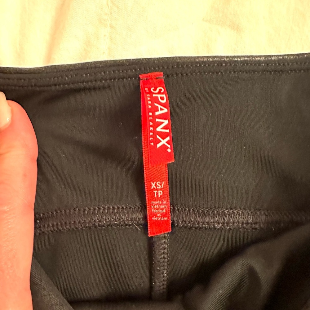 Spanx Faux Leather Leggings size XS black - Picture 9 of 9